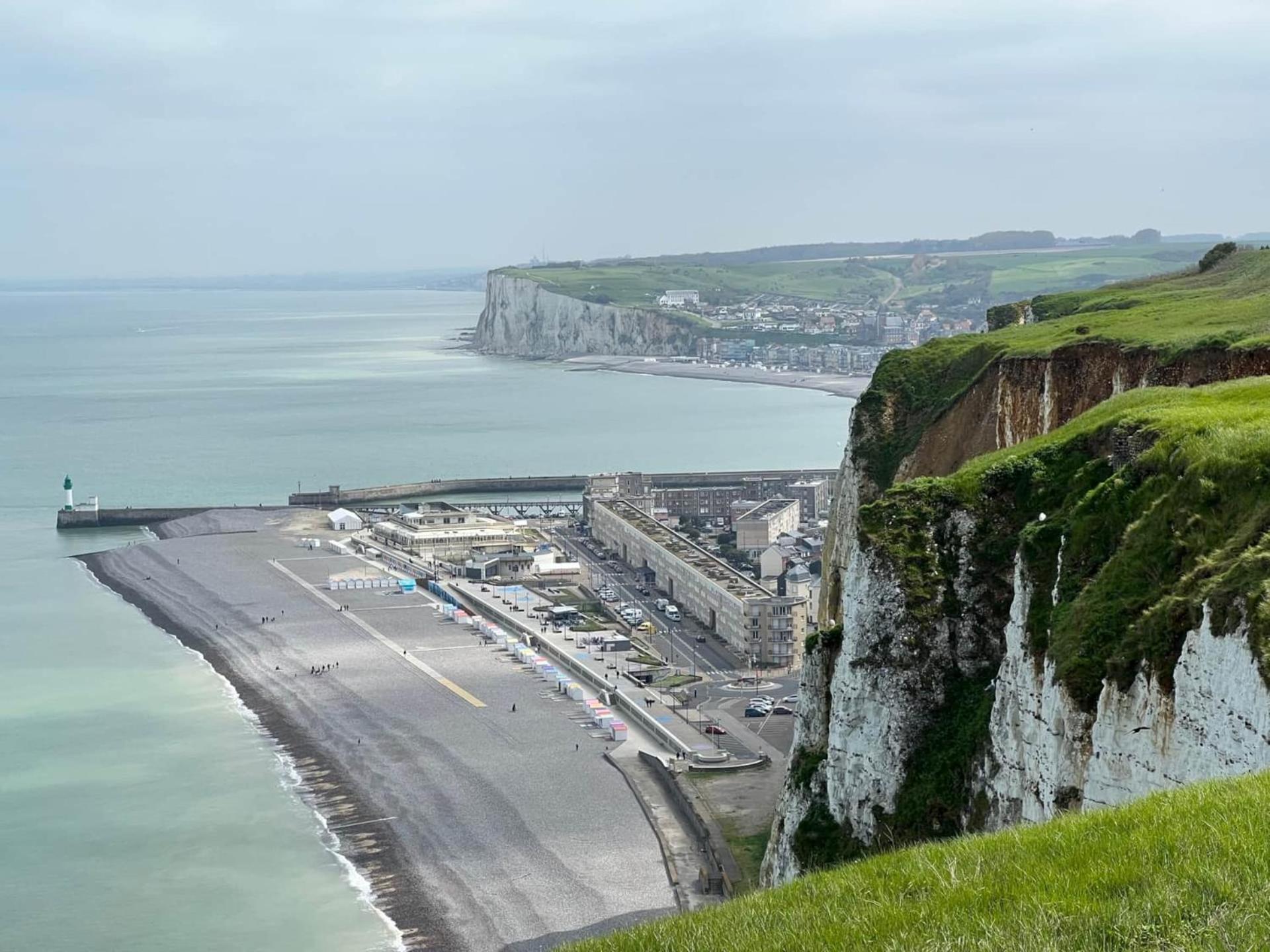 Caprices De Mer Appartement Avec Grand Balcon Et Vue A 300 M Plage, Apercu Mer, Lit Queen Size, Mers Les Bains Le Treport , Petit Dejeuner En Option, 2 Velos Fournis Eksteriør billede